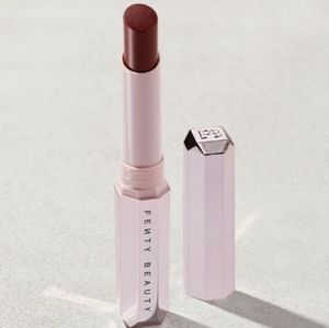 💥MATTEMOISELLE PLUSH MATTE LIPSTICK

💥